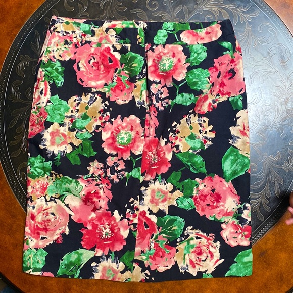 Talbots Floral Pencil Skirt - Picture 2 of 5